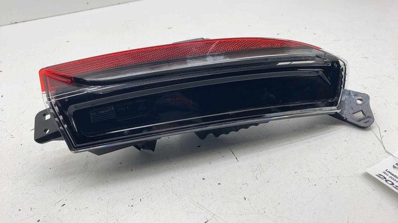 1712514-00-E ⭕24-25 Model 3 Rear Right Lower Bumper Taillight Lamp LED Reflector 1712514-00-E