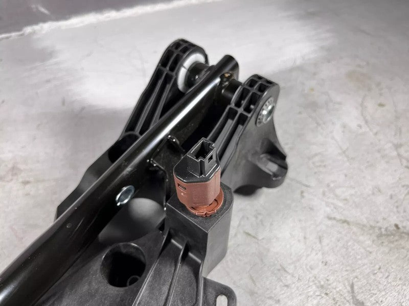 ⭕ 2020-2024 Tesla Model Y Front Gas Accelerator Brake Foot Stop Pedal 