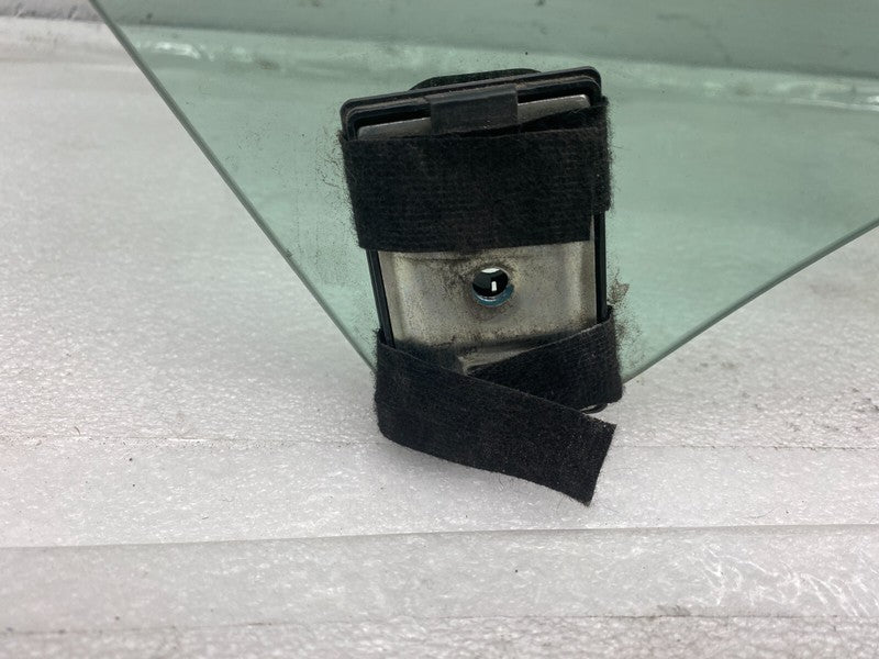 43R-004530 ⭕ 17-19 Tesla Model 3 Front Passenger Door Window Glass Right RH (Single Pane)