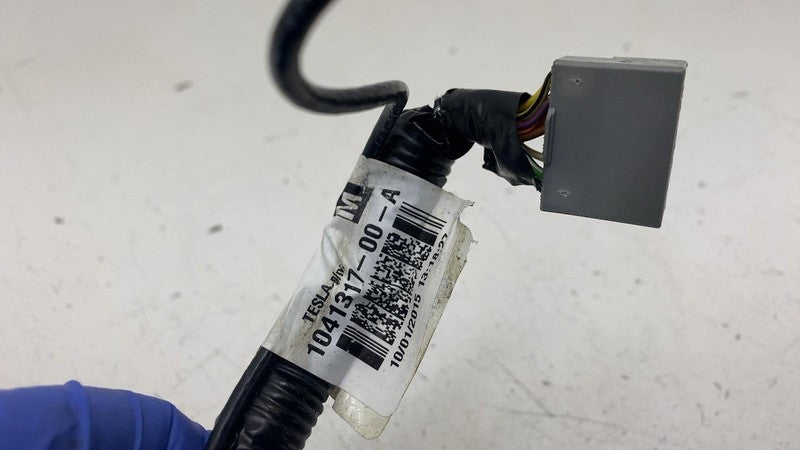 1041317-00-A 12-20 Model S Front Left Exterior Side View Door Mirror Silver PMSS 1041317-00-A