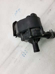 ⭕ 16-20 Model S X Cooling System Auxiliary Water Coolant Pump FWD 1035348-00-G