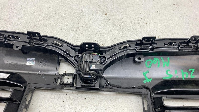 ⭕2024 2025 BMW 5-Series I5 M5 M60 Front Bumper Center Upper Grille 511