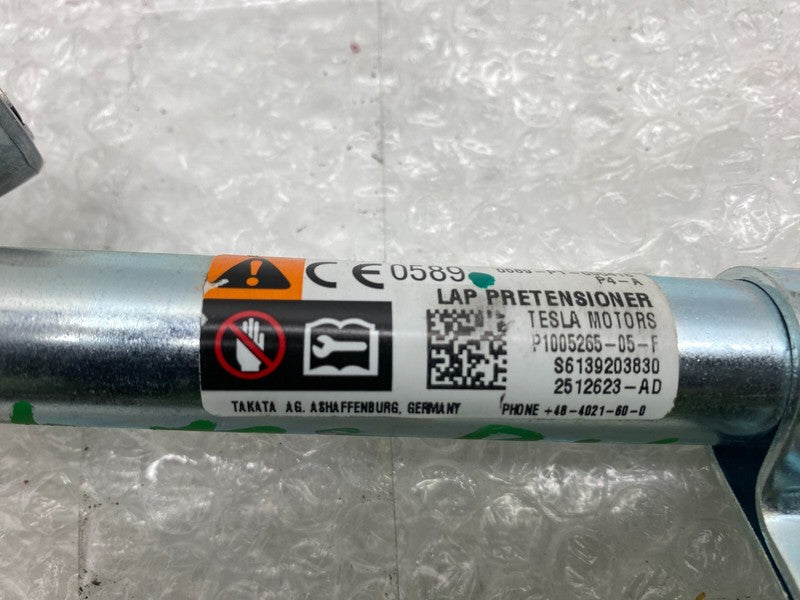 100526505F ⭕12-20 Tesla Model S Front Right 1st Row Seat Belt Lap Pretensioner 1005265-05-F