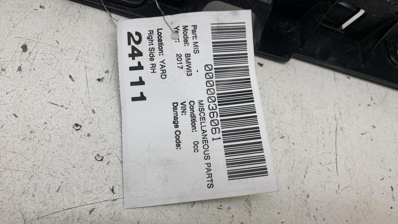 ⭕ 14-21 BMW i3 Front Right Passenger Side Fender Retaining Bracket 516