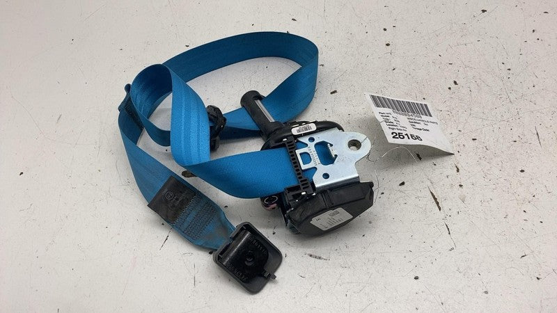 ⭕ 2022 Rivian EDV-700 Truck Front Right Side Seat Belt & Retractor PT0