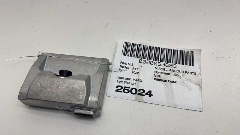 ⭕22-24 Rivian R1T R1S Lane Departure Assist Camera Windshield Mounted 