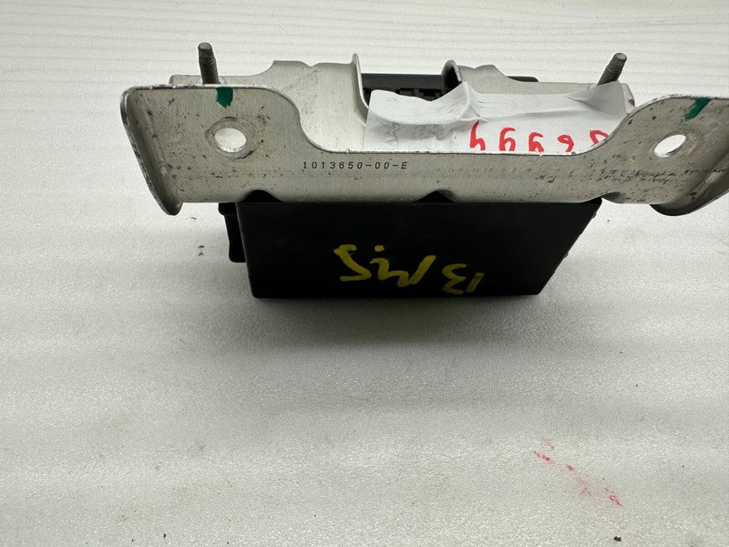 1013650-00-E ⭕ 2012-2015 Tesla Model S Engine Bay Under Hood Fuse Box w/ Mount Holder Bracket