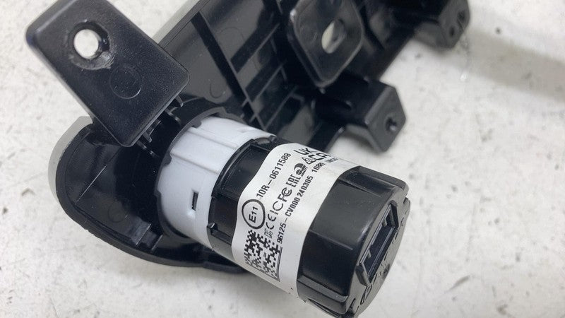 2022-2024 Kia EV6 Front Dashboard Center USB Type C Charging Port Powe