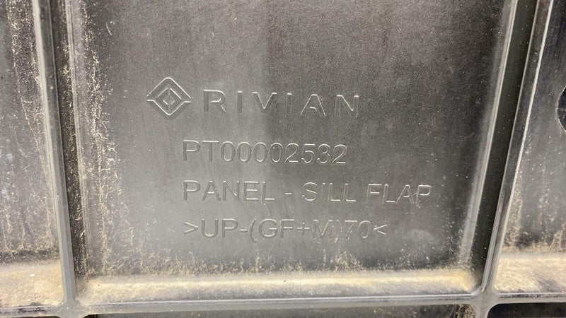 PT00002532 ⭕ 22-24 Rivian R1T Rear Tailgate Cargo Bed Sill Flap Trim Panel Cover PT00002532