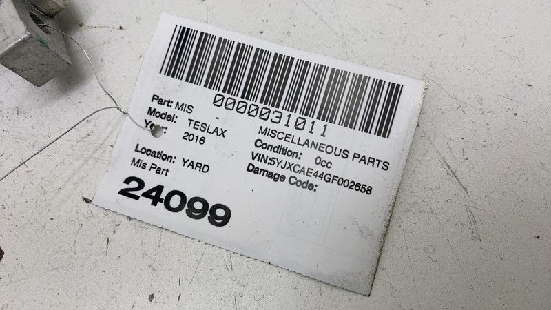 ⭕ 16-20 Model X A/C Line Liquid Suction to Right Hand Rocker Pipe 1037