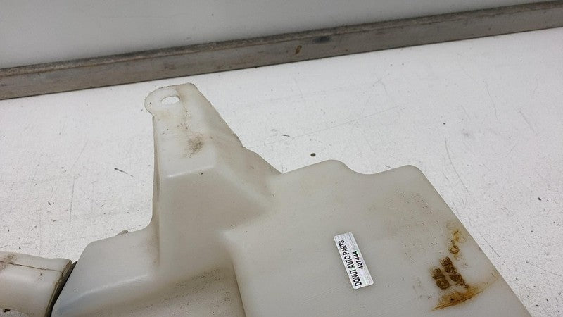 CJ54 17B613 AC 2013-2018 Ford C-Max Windshield Washer Reservoir Bottle Tank CJ54-17B613-AC