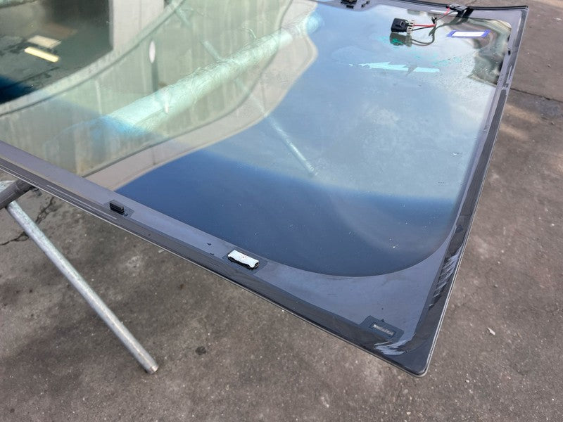 ⭕2022 Rivian EDV-700 Amazon Truck Front Windshield Windscreen Glass PT