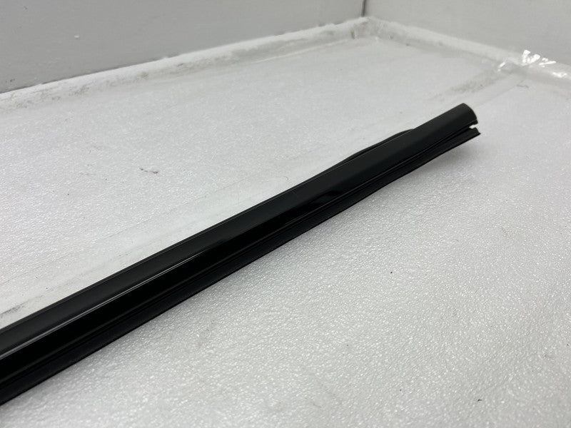 ⭕ 2022-2024 Lucid Air Grand Touring Rear Right Door Window Belt Moldin