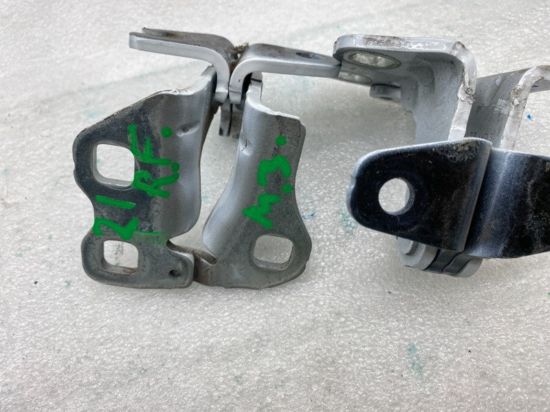 ⭕ 2017-2023 Tesla Model 3 Front Right PAIR of Upper & Lower Door Hinge Assembly