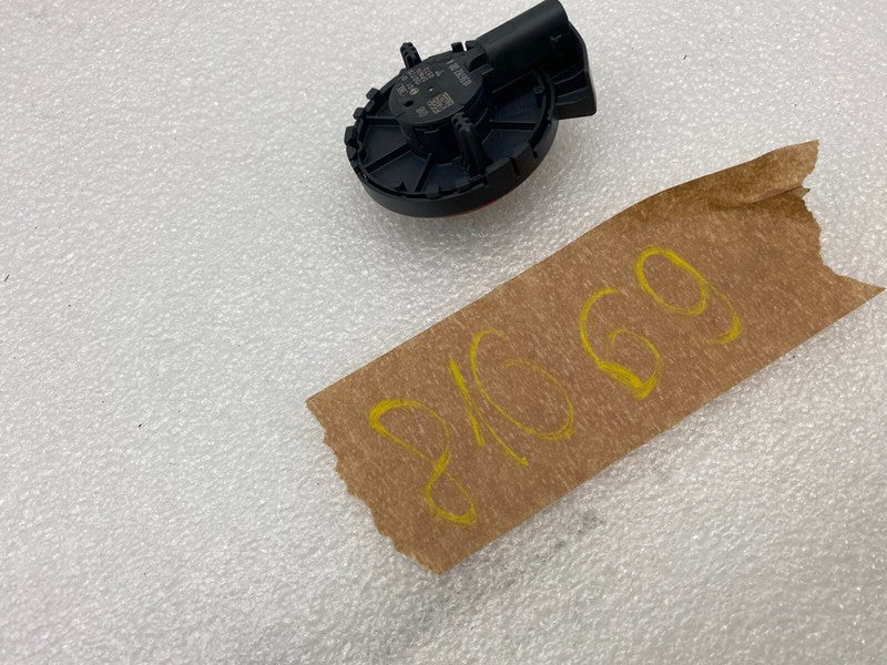 1036762 00 A ⭕ 2017-2023 Model 3 Right or Left Door Impact Crash Pressure Sensor 1036762-00-A