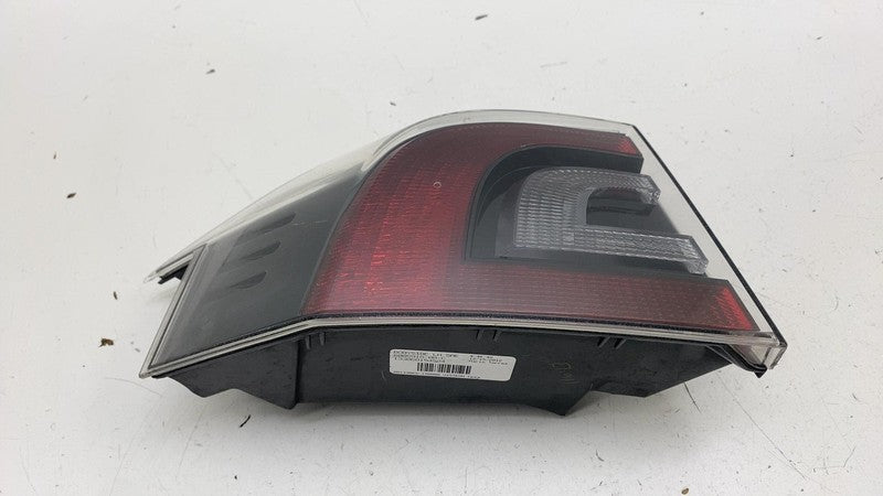 ⭕ 12-22 Model S Rear Driver Side Trunk Outer Taillight Lamp Left LH 60