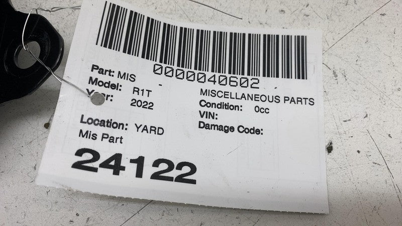 PT00001051-H ⭕ 2022-2024 Rivian R1T Rear Center Seat Belt Retractor PT00001051-H