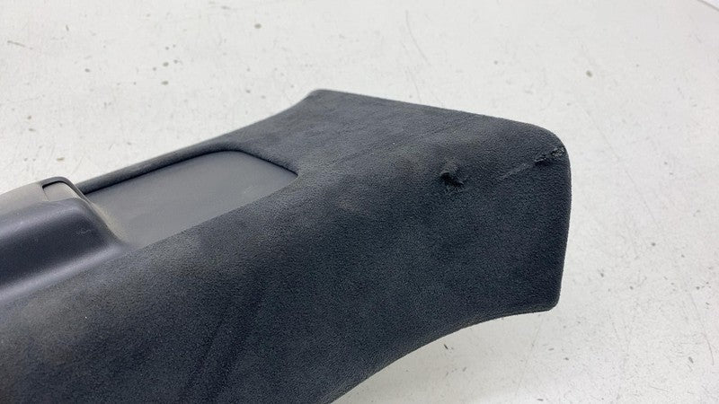 T04702169 2022-2024 Rivian R1T R1S Passenger Side B-Pillar Upper Trim Cover Panel Right RH