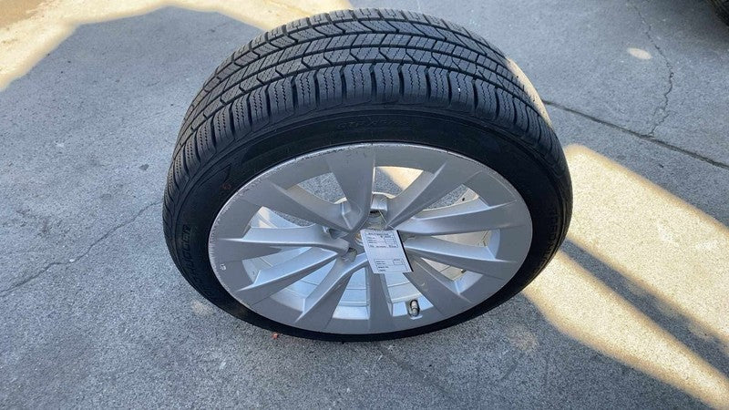 ⭕ 20-23 Model 3 Wheel Rim 19x8.5" +40MM w/ Hugger Tire 235/40 R19 1044