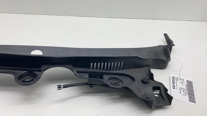 171249301E 2024 2025 Tesla Model 3 Front Windshield Wiper Cowl Screen Underhood Trim Panel