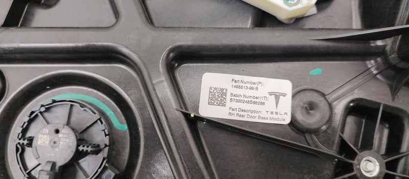 ⭕ 20-24 Tesla Model Y Rear Passenger Right Window Regulator & Motor 14