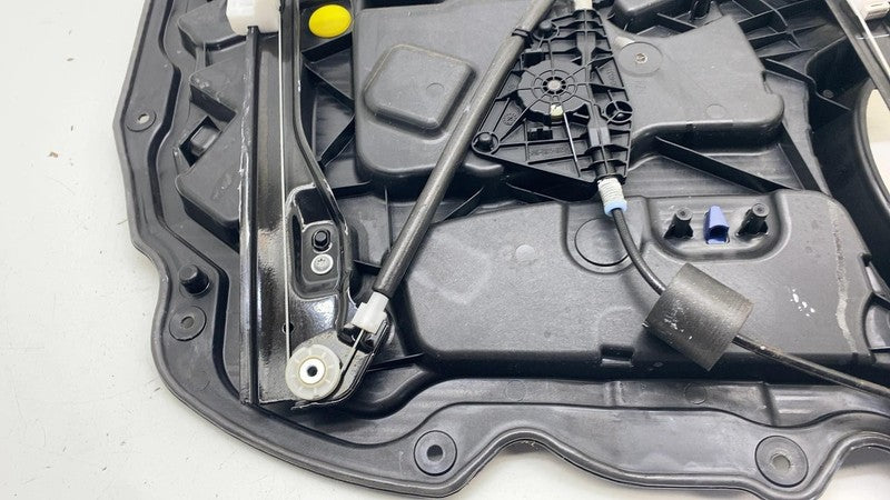 3041904 ⭕ 2017-2024 Chrysler Pacifica Front Right Door Window Regulator & Motor 3041904