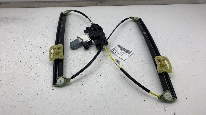 PT00009558H 2022-2024 Rivian R1T R1S Front Passenger Door Window Regulator & Motor Right OEM
