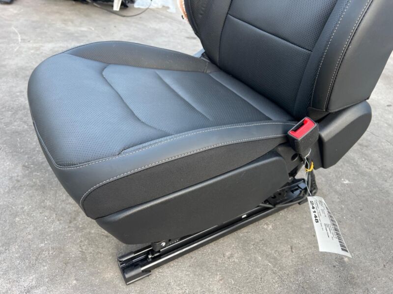 2022 2023 2024 Kia EV6 Front Passenger Seat w/ Headrest Right Perforated Black