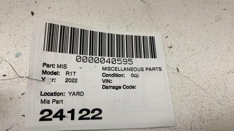 PT00001839-F ⭕ 2022-2024 Rivian R1T R1S Rear Center Lower Air Duct Vent PT00001839-F