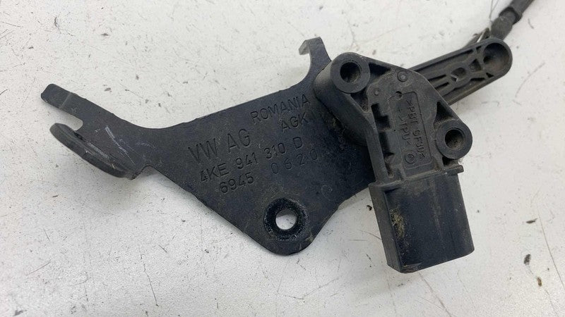 4KE.941.310.D ⭕ 2019-2023 Audi e-Tron Rear Right Headlight Ride Height Level Sensor 4KE941310D