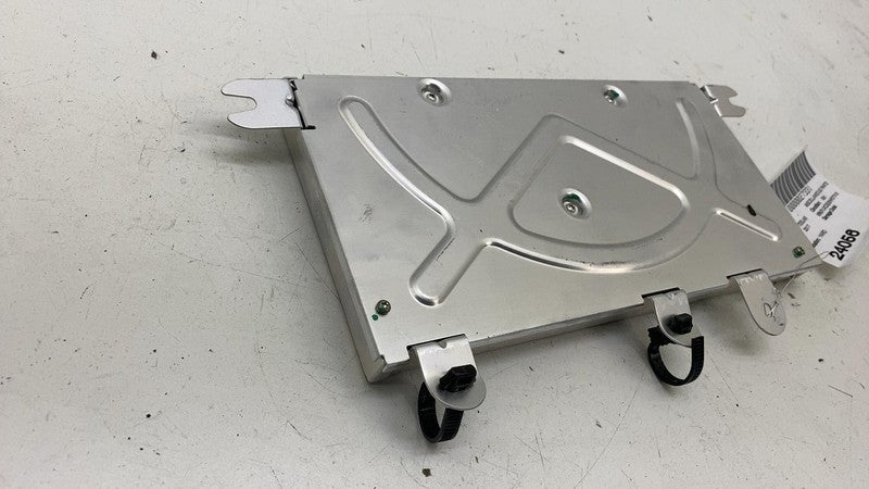 2016-2020 Tesla Model X MX Central Body Control Module Computer 104545