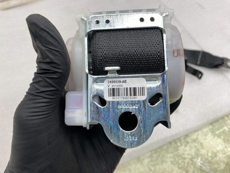 1023136-05-D ⭕ 2016-2020 Tesla Model S Rear Right 2nd Row Seat Belt & Retractor 1023136-05-D