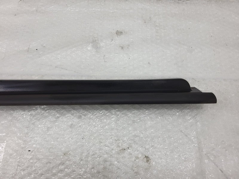 101221500C ⭕12-23 Model S Left Rocker Panel Scuff Plate Molding w/ Rubber Seal 1012215-00-C