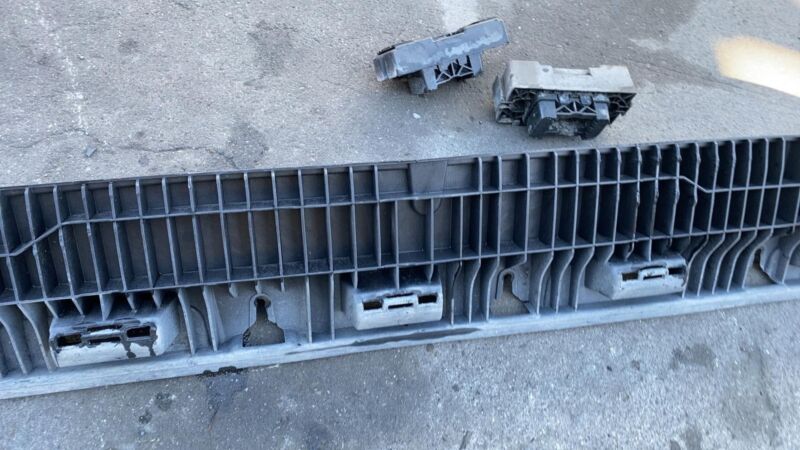 1666900110 ⭕ 16-19 Mercedes-Benz GLE350 Left Side Step Running Board Nerf Bar LH A166690011