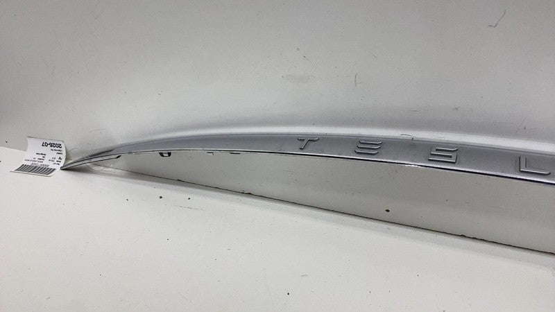 102577600A ⭕ 12-20 Tesla Model S Rear Liftgate Trunk Lid Chrome Trim Molding 1025776-00-A