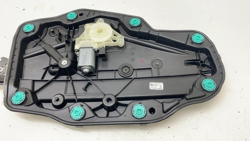 11K839402B ⭕ 2023 Volkswagen ID.4 Rear Right Door Window Regulator w/ Carrier RH 11K839402B