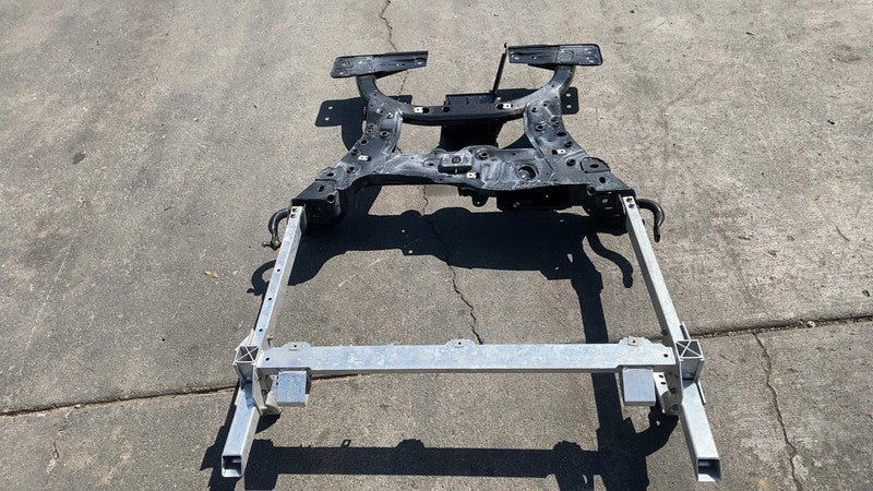 ⭕ 2014-2015 Mercedes-Benz B Electric Drive Front Subframe Crossmember Cradle