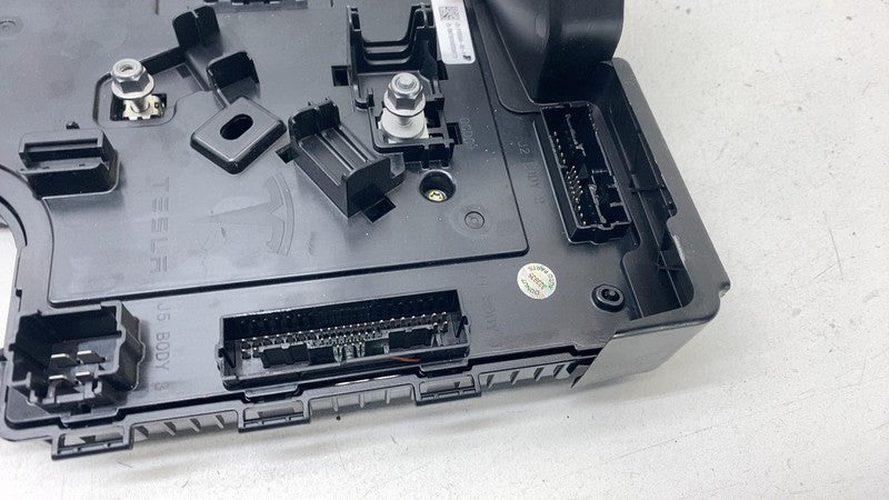 1100340 00 F 2017-2020 Tesla Model 3 Right Low Voltage Controller Electronic Control Module
