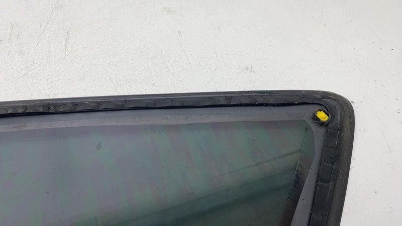 DM51R29750AA 2013-2018 Ford C-Max  Passenger Side Corner Quarter Window Glass Right Assembly