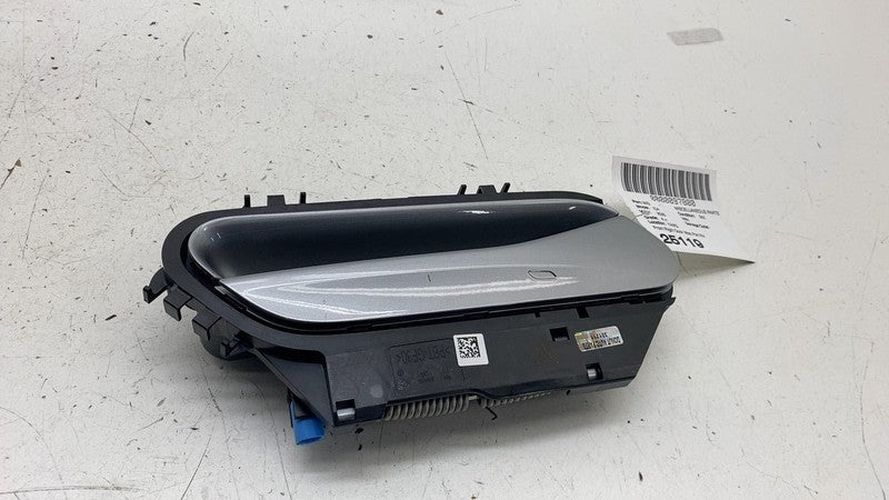 ⭕ 2023-2025 Volkswagen ID.4 Front Side Exterior Door Handle Right OEM 