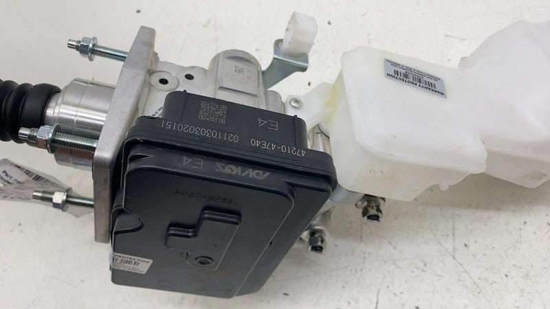 4721047E40 ⭕ 2023-2024 Toyota Prius Power Brake Booster w/ Reservoir Tank Assy 47210-47E40