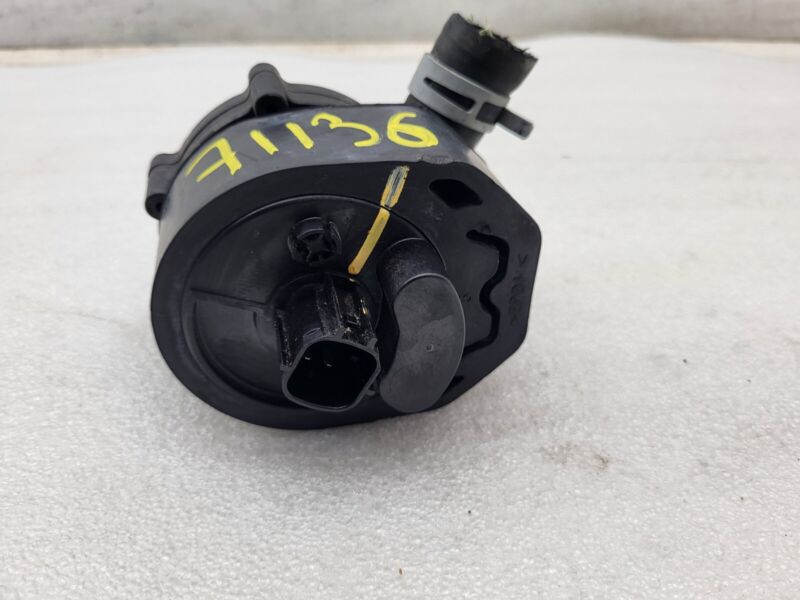 103732700G 2016-2020 Tesla Model S X Cooling System Auxiliary Water Coolant Pump FWD Assy