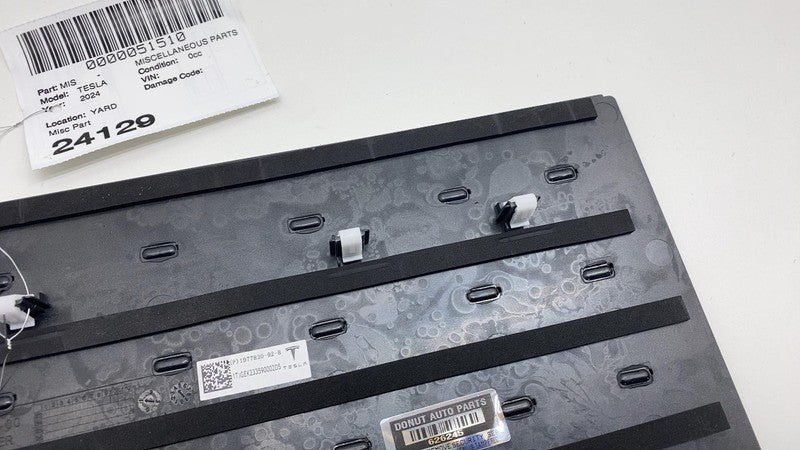 2024-2025 Tesla Cybertruck Front Center Console Lower Center Floor Tri