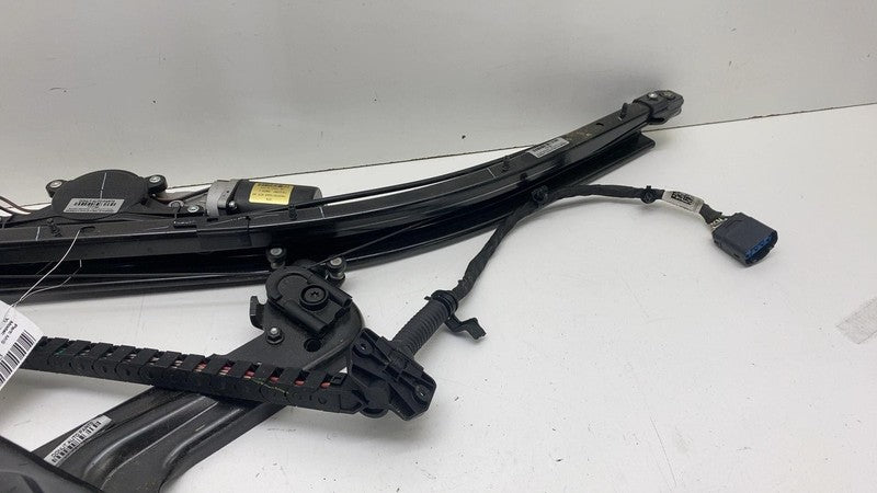 5926736AB ⭕ 17-25 Pacifica Rear Right Door Lower Roller Track w/ Motor & Module 68369596AA