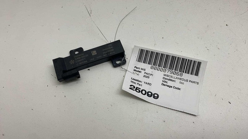 68051315AB ⭕ 17-25 Chrysler Pacifica Keyless Entry Antenna Receiver Module Unit 68051315AB