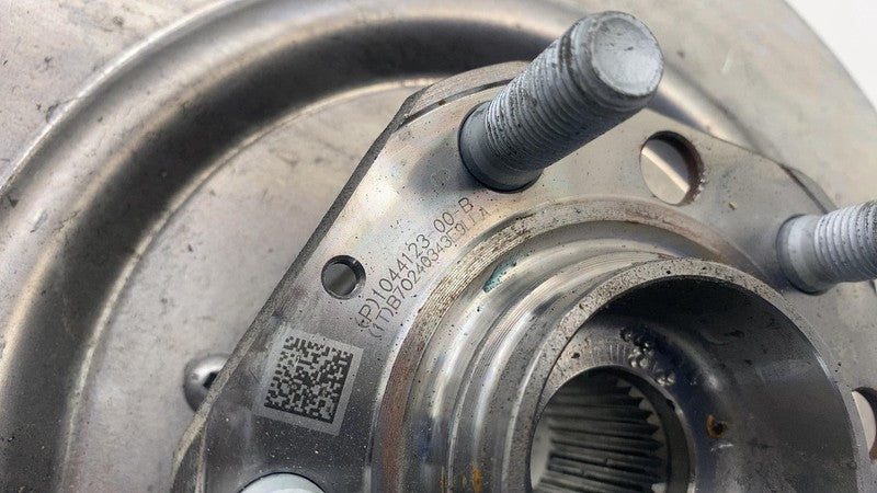 ⭕ 24-25 Model 3 M3 Rear Left Spindle Knuckle Hub & Dust Shield RWD 134