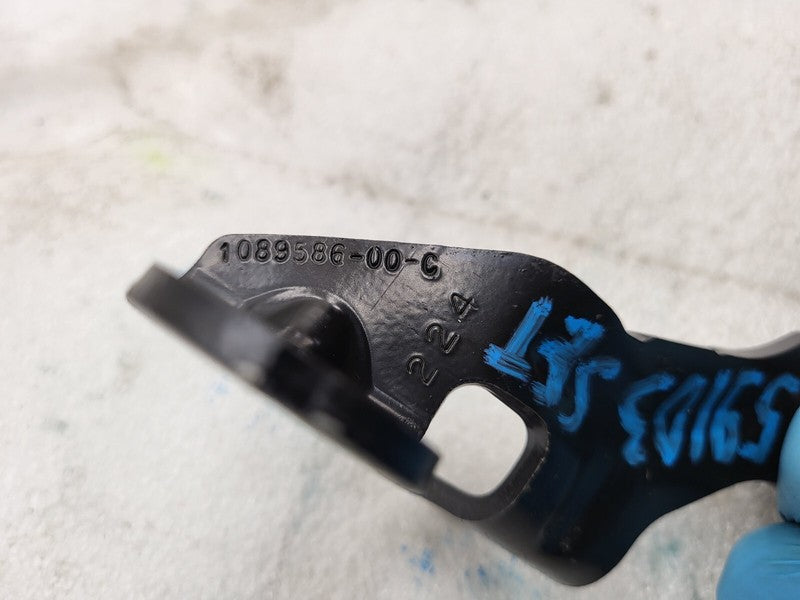 ⭕ 17-23 Model 3 Left & Right Hood Lift Strut Bracket 1089586-00-C / 10