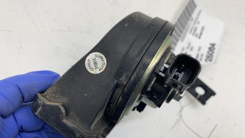 ⭕ 21-23 Polestar 2 Rear Passenger Side Low Note Tone Horn Signal Right