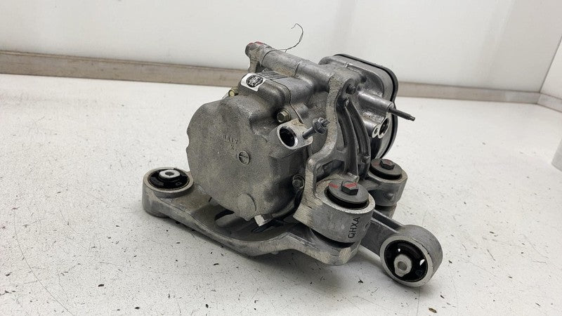 2022-2024 Rivian R1S Air Conditioning A/C Compressor Pump Unit w/ Moun