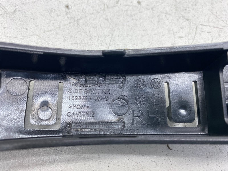 1983888-00-D ⭕ 25-26 Tesla Model Y Front Bumper Fascia Side Fender Bracket Right 1983888-00-D